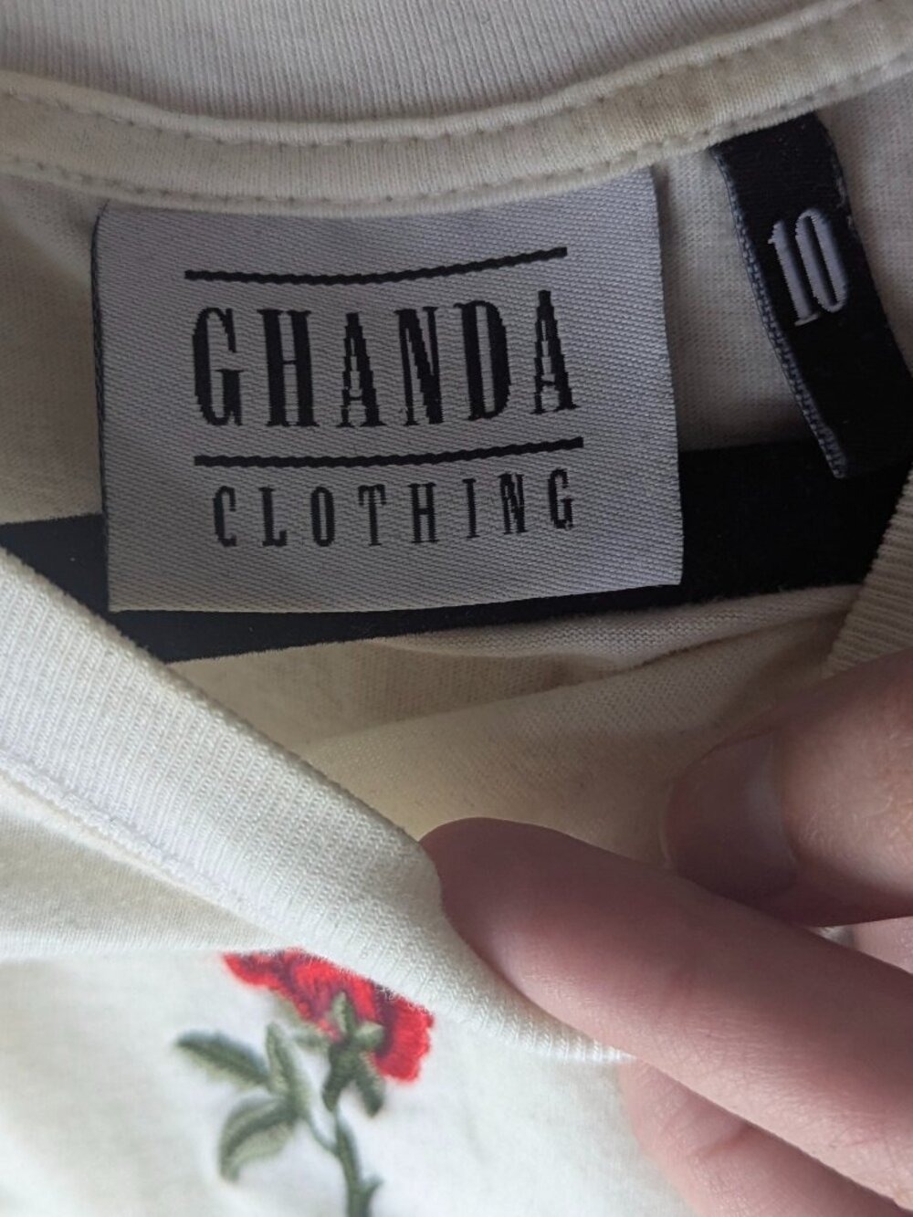 Cropped Tank w/ Embroidered Rose - Picture 3 of 3